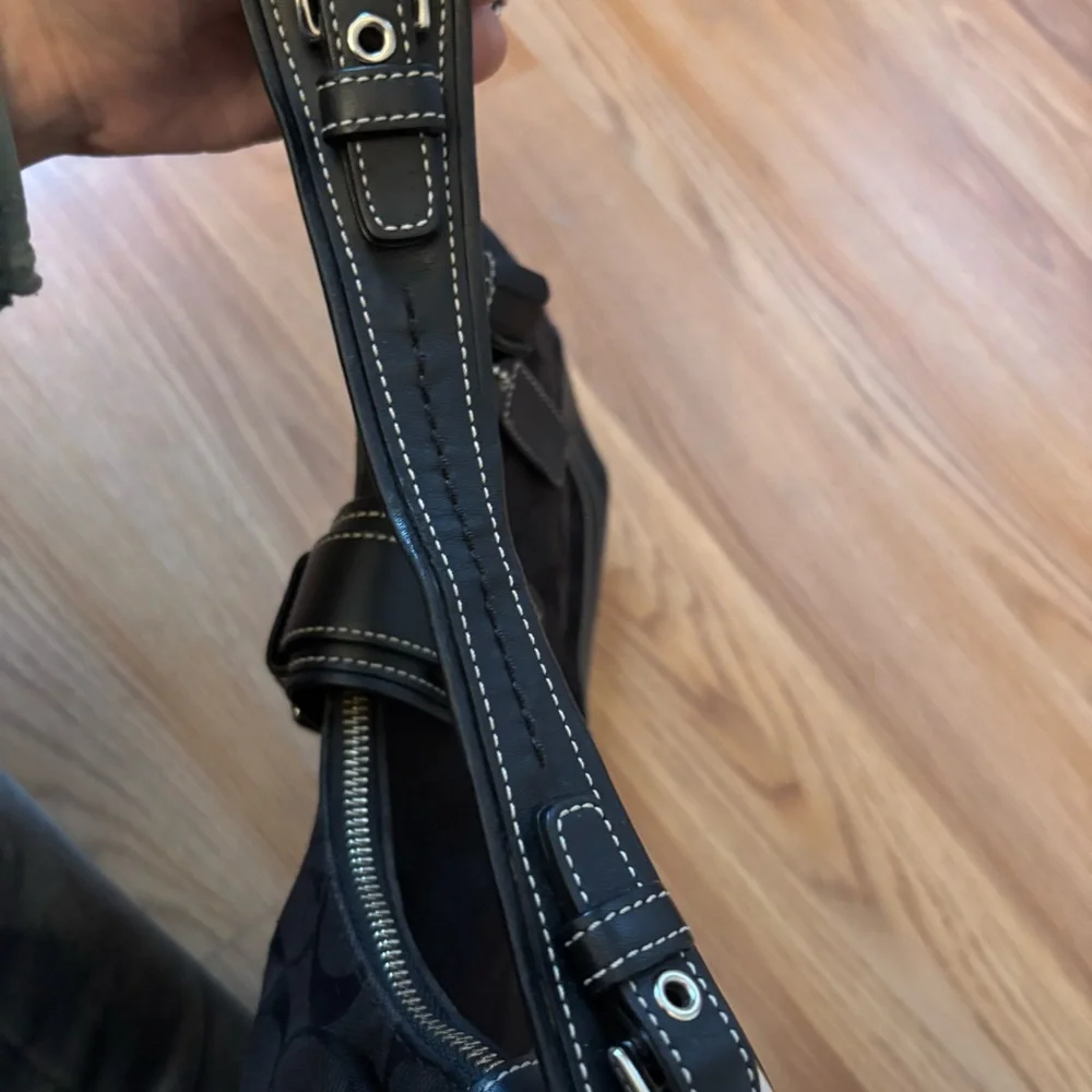 VINTAGE Coach 6823 Black Signature C Soho Shoulder Bag - Picture 10 of 10